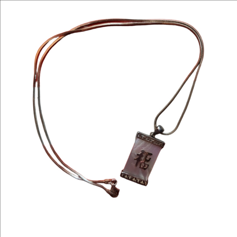 Silver Mother Of Pearl Pendant Necklace